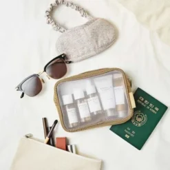 Skin1004 Madagascar Centella Travel Kit, podróżny zestaw kosmetyków do pielęgnacji twarzy, 5 szt.