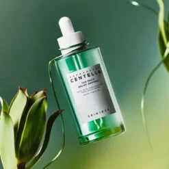 Skin1004 Tea-Trica Relief Ampoule, kojące serum-ampułka do skóry trądzikowej, 30 ml