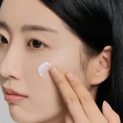 Skin1004 Tone Brightening Capsule Cream, krem rozjaśniający, 75 ml