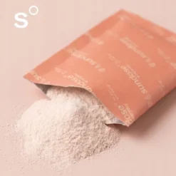 Sundose Everyday For Skin Anti-Aging Kwas Hialuronowy i Witamina C, saszetki z proszkiem, smak malinowo-cytrynowy, 30 szt.