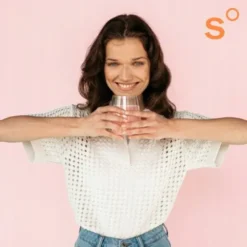 Sundose Everyday For Skin Anti-Aging Kwas Hialuronowy i Witamina C, saszetki z proszkiem, smak malinowo-cytrynowy, 30 szt.