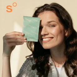 Sundose Everyday For Skin Anti-Aging Kwas Hialuronowy i Witamina C, saszetki z proszkiem, smak jabłko-limonka, 30 szt.