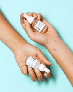 SVR Ampoule Relax, skondensowane serum pod oczy o działaniu odprężającym i regenerującym, 15 ml