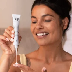 SVR Clairial Serum, kompleksowe serum na przebarwienia, 30 ml
