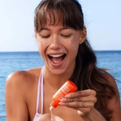SVR Sun Secure Aqua Fluide, niewidoczny fluid SPF50+, 50 ml