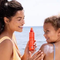 SVR Sun Secure Spray, nawilżające mleczko w sprayu SPF50+, 200 ml