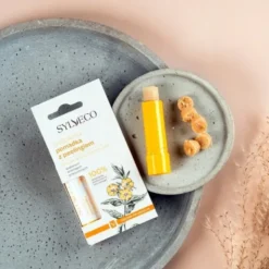Sylveco, pomadka odżywcza z peelingiem, 4,6 g