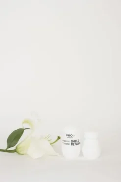 Veoli Botanica Shield Me Softly, łagodzący mineralny dezodorant dla skóry wrażliwej, 50 ml