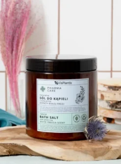 Vis Plantis Pharma Care, naturalna sól do kąpieli z białą glinką, zapach frezji, 800 g