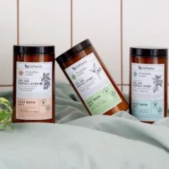 Vis Plantis Pharma Care, sól do kąpieli stóp, zielona herbata + mocznik, 560 g