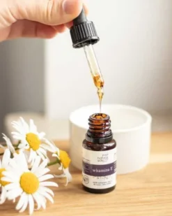 Your Natural Side, serum z witaminą E, 10 ml
